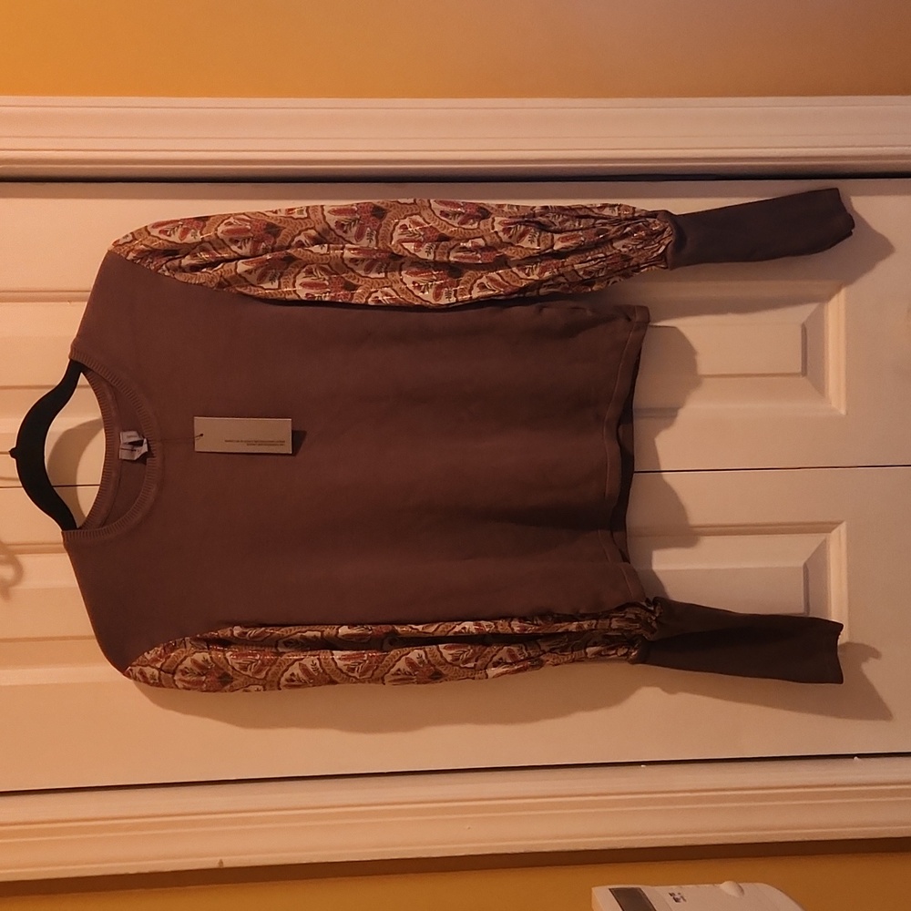 NWT Anthropologie sweater size Small